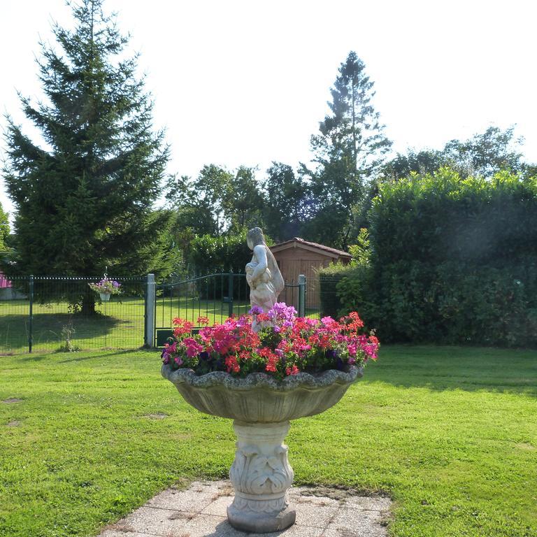 Gite Et Relais Equestre De Marie Tours-en-Vimeu Esterno foto